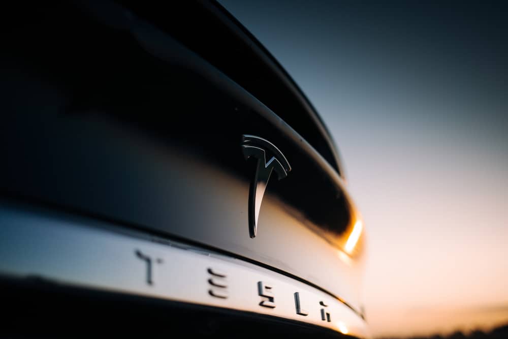 Tesla Aktie kaufen